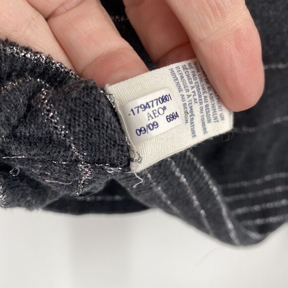 American Eagle Sweater Womens Small Cropped Gray Metallic Striped Cardigan Knit - Picture 7 of 7